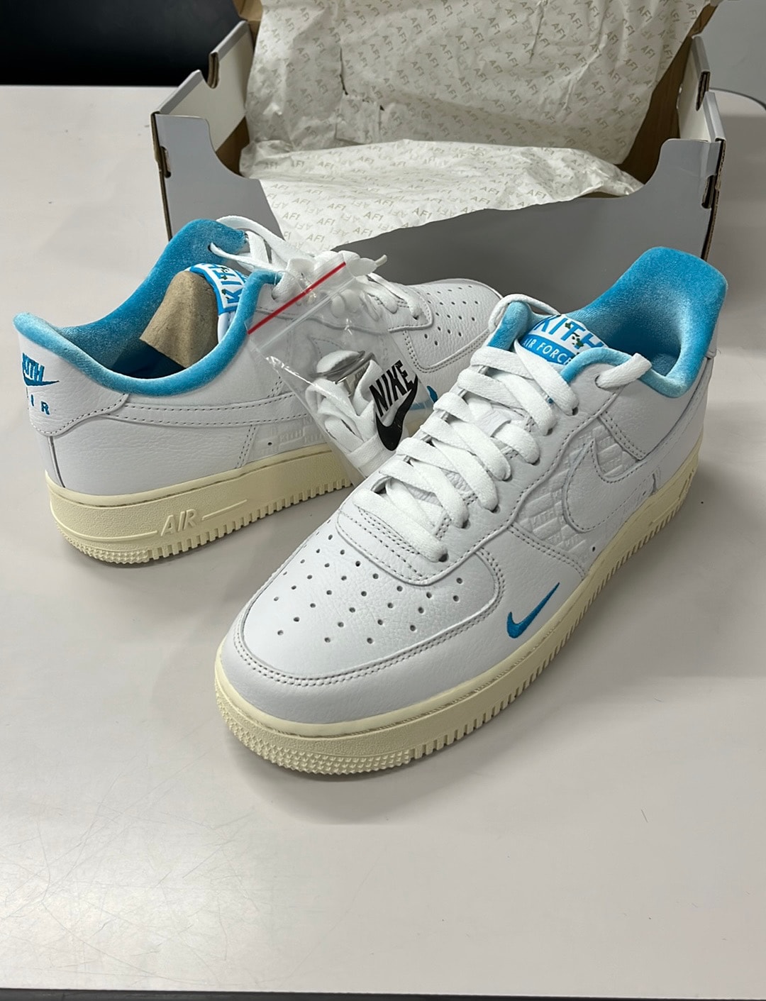 KITH × Nike Air Force 1 Low "Hawaii"