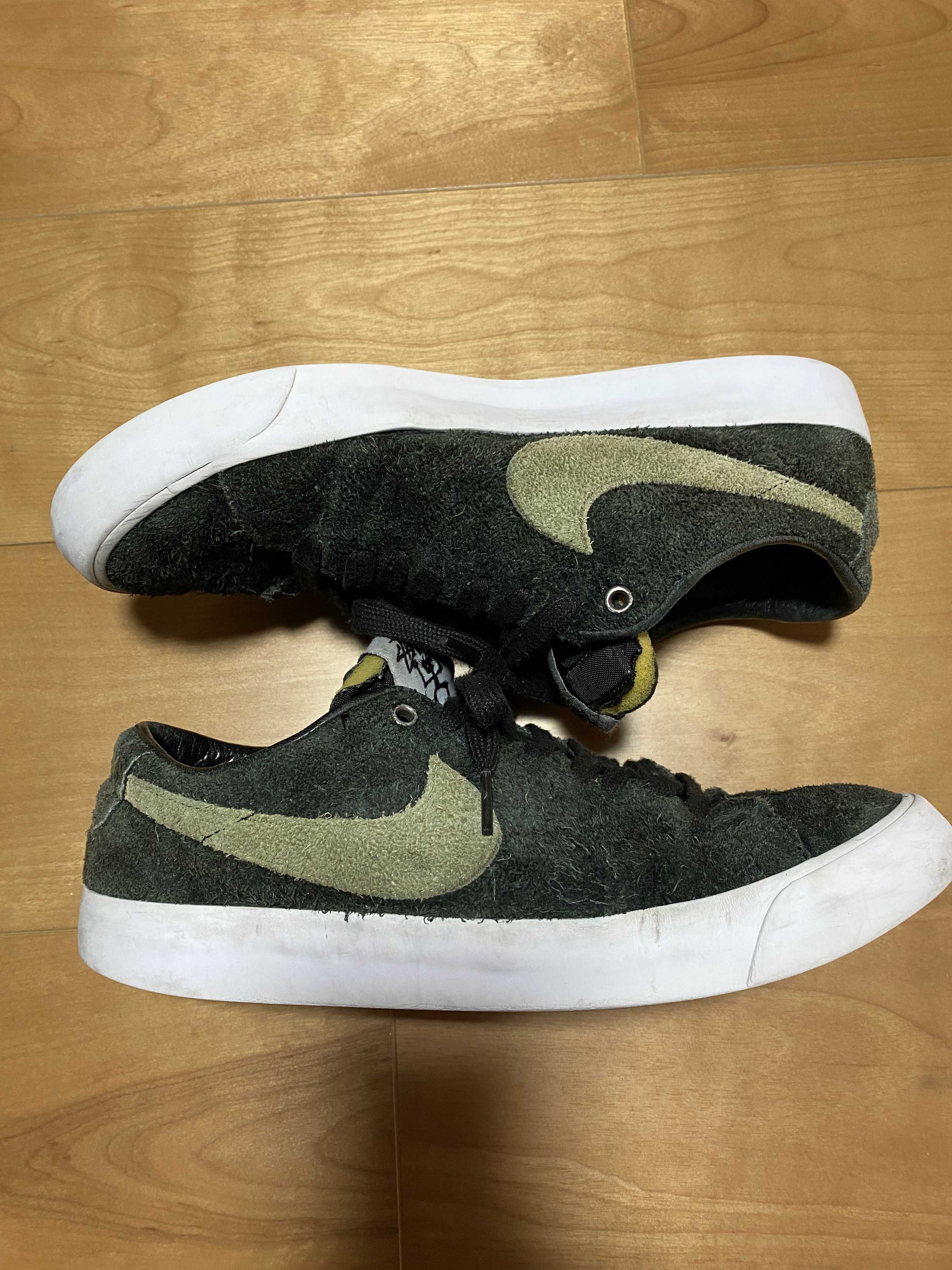 Stussy × Nike SB Blazer Low "Black/Palm Green"