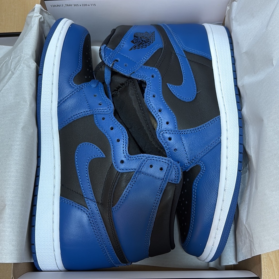Nike Air Jordan 1 Retro High OG "Dark Marina Blue"