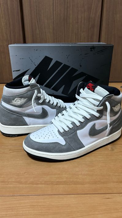 Nike Air Jordan 1 Retro High OG "Black and Smoke Grey"