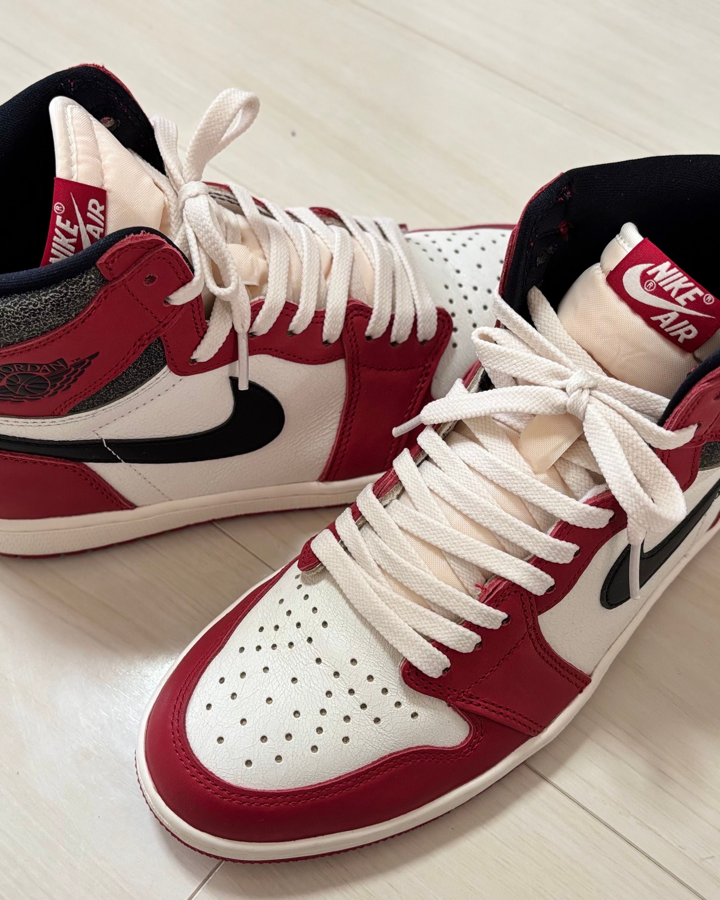 Nike Air Jordan 1 High OG "Lost & Found/Chicago"