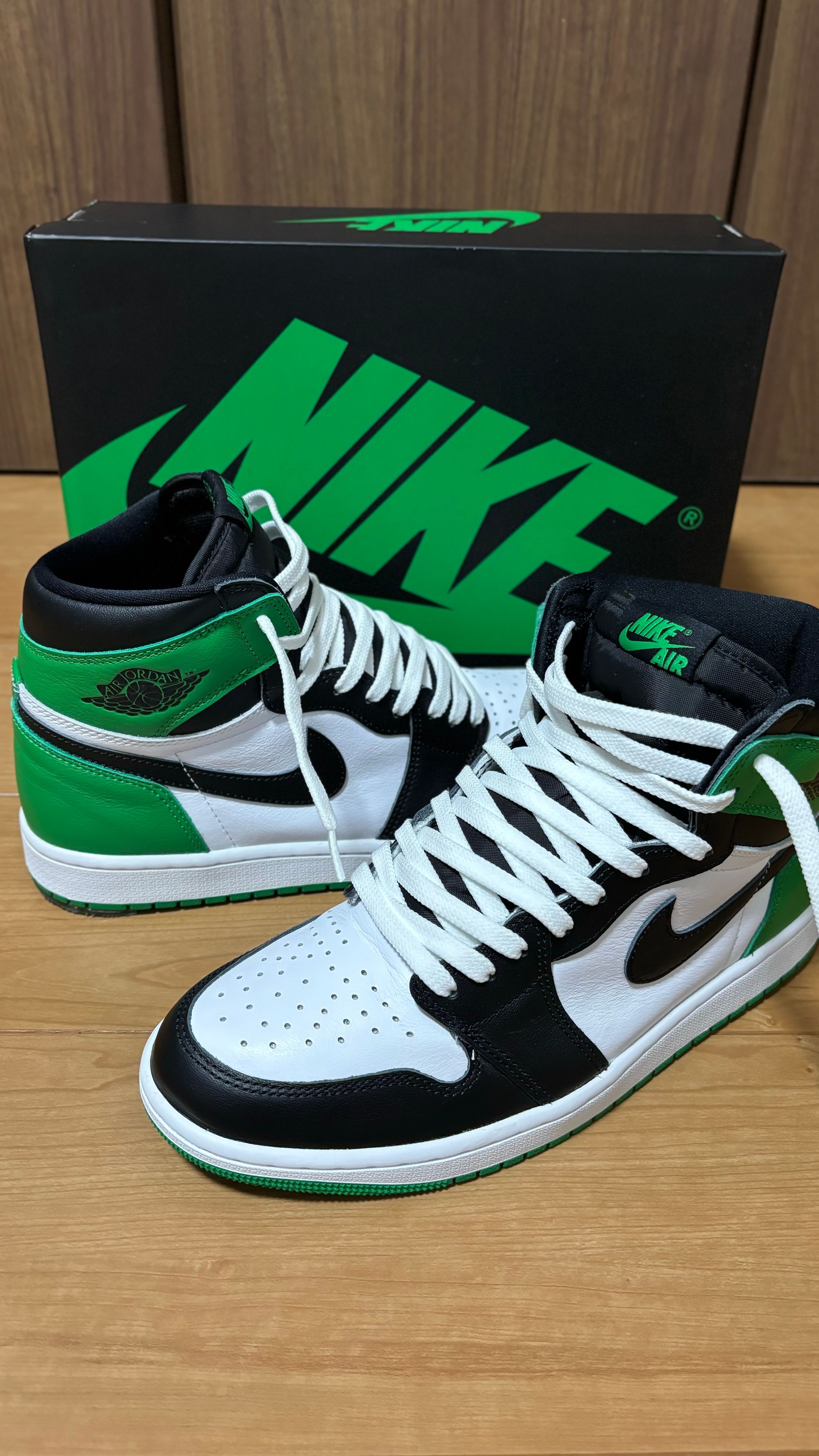 Nike Air Jordan 1 Retro High OG "Celtics/Black and Lucky Green" (2023)