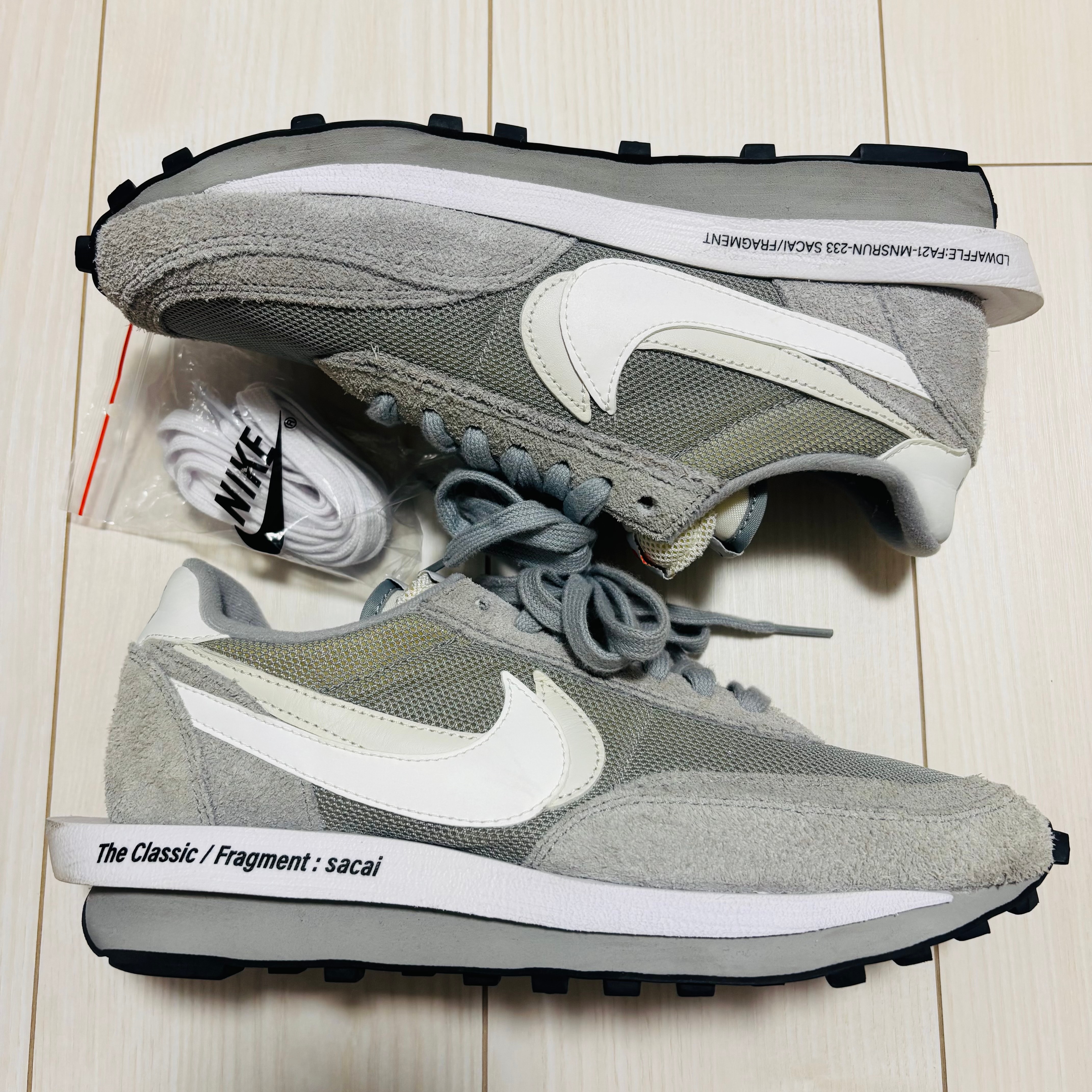 フラグメントデザイン × サカイ × ナイキ LDワッフル "ライトスモークグレー"
