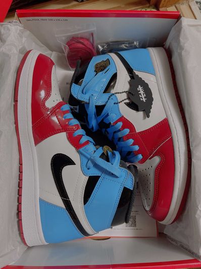 Nike Air Jordan 1 High OG "Fearless"