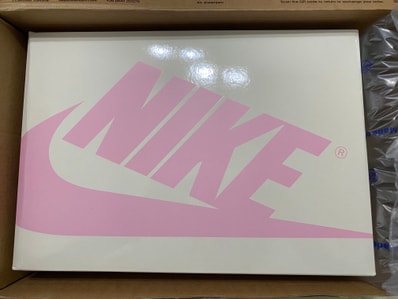Travis Scott × Nike Air Jordan 1 Retro Low OG "Sail/Tropical Pink"