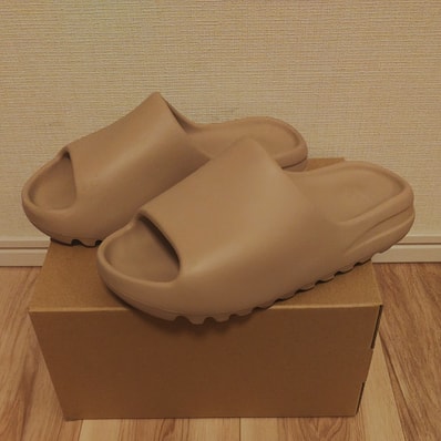 adidas YEEZY Slide "Pure" (GZ5554)