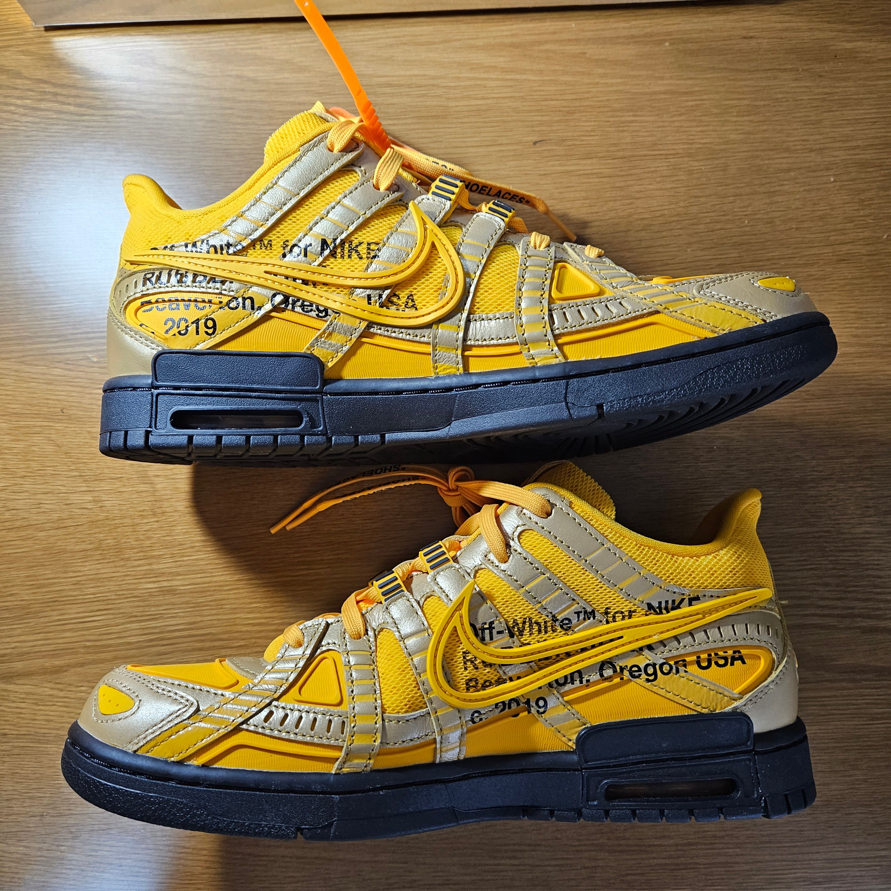 Off-White × Nike Air Rubber Dunk "University Gold"