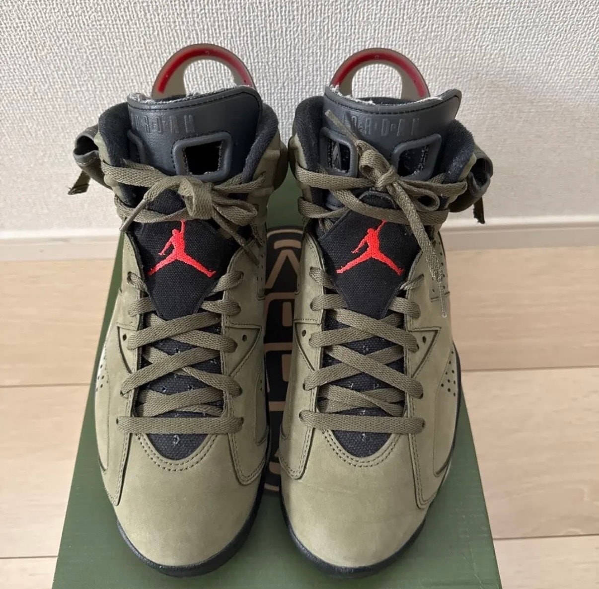 Travis Scott × Nike Air Jordan 6 Retro "Medium Olive"