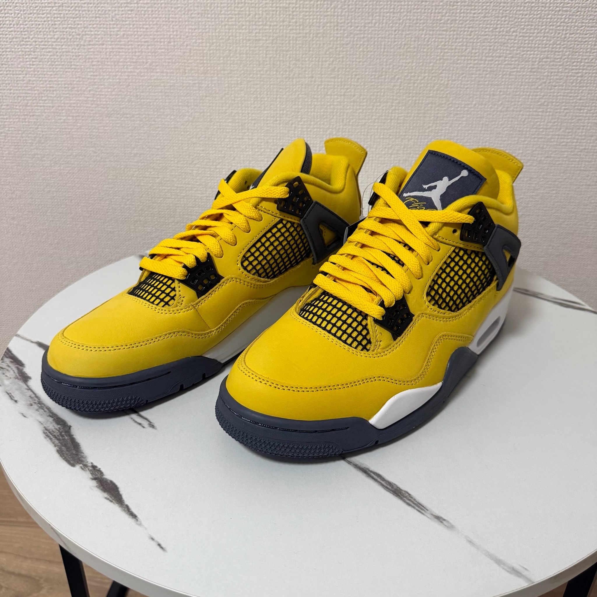 Nike Air Jordan 4 "Tour Yellow"