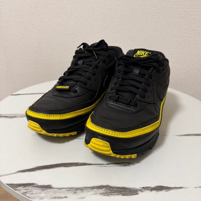 UNDEFEATED × Nike Air Max 90 "Black/Yellow"