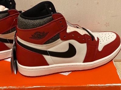 Nike Air Jordan 1 High OG "Lost & Found/Chicago"
