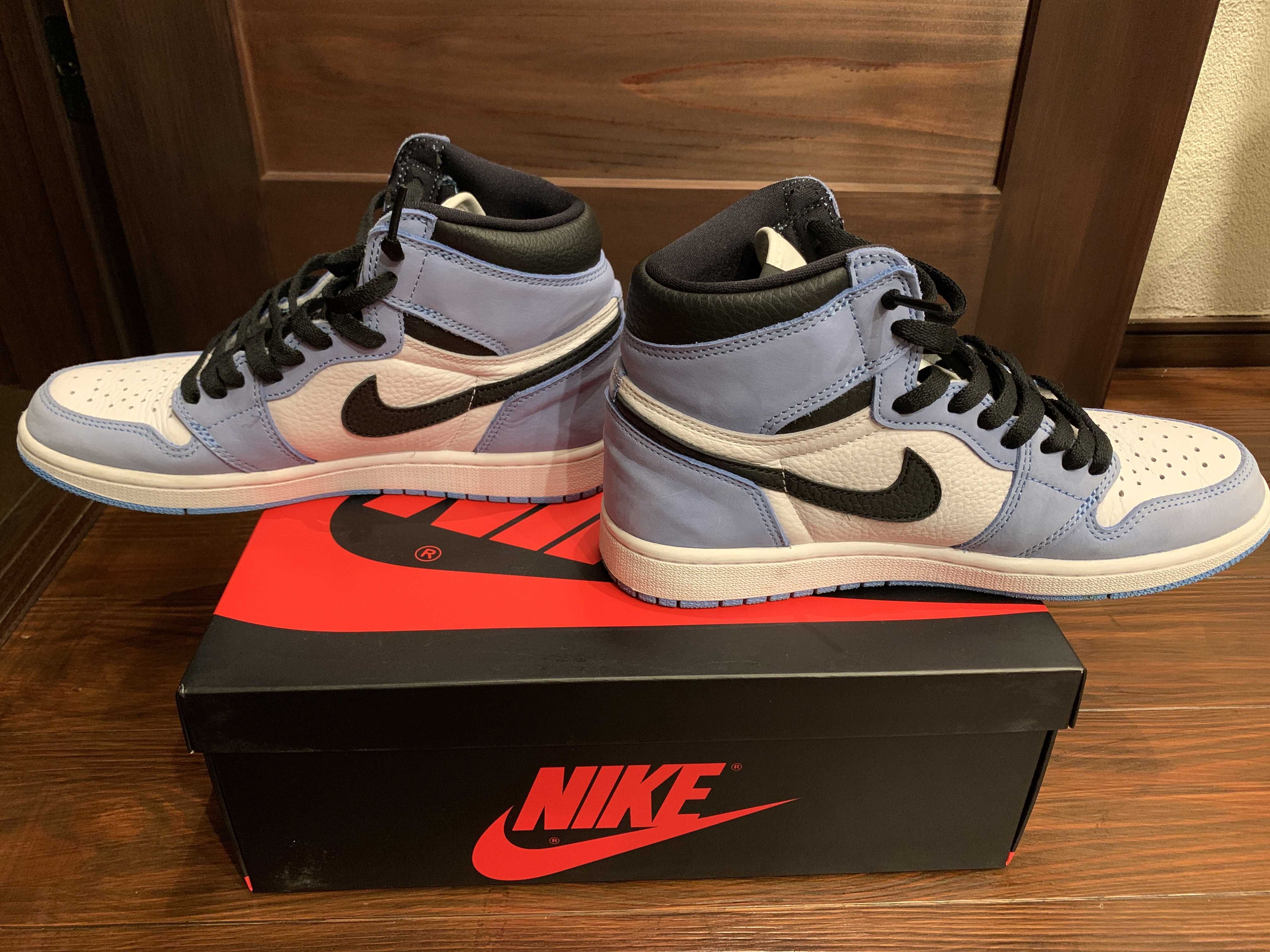 Nike Air Jordan 1 High OG "University Blue"