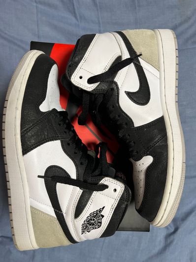 Nike Air Jordan 1 High OG "Bleached Coral"
