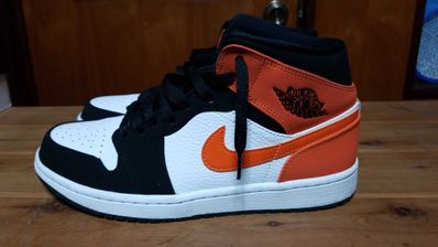 NIKE AIR JORDAN 1 MID "SHATTERED BACKBOARD"