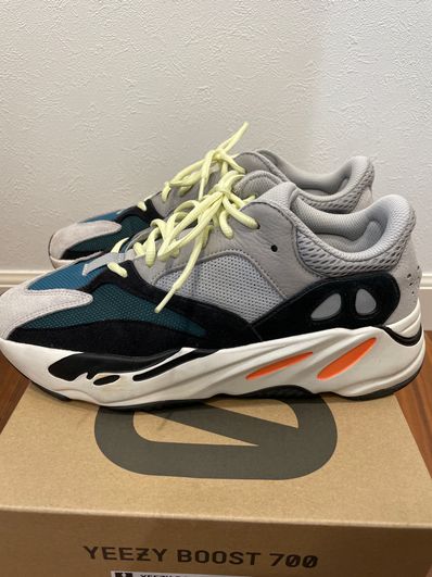 adidas YEEZY Boost 700 "Wave Runner"