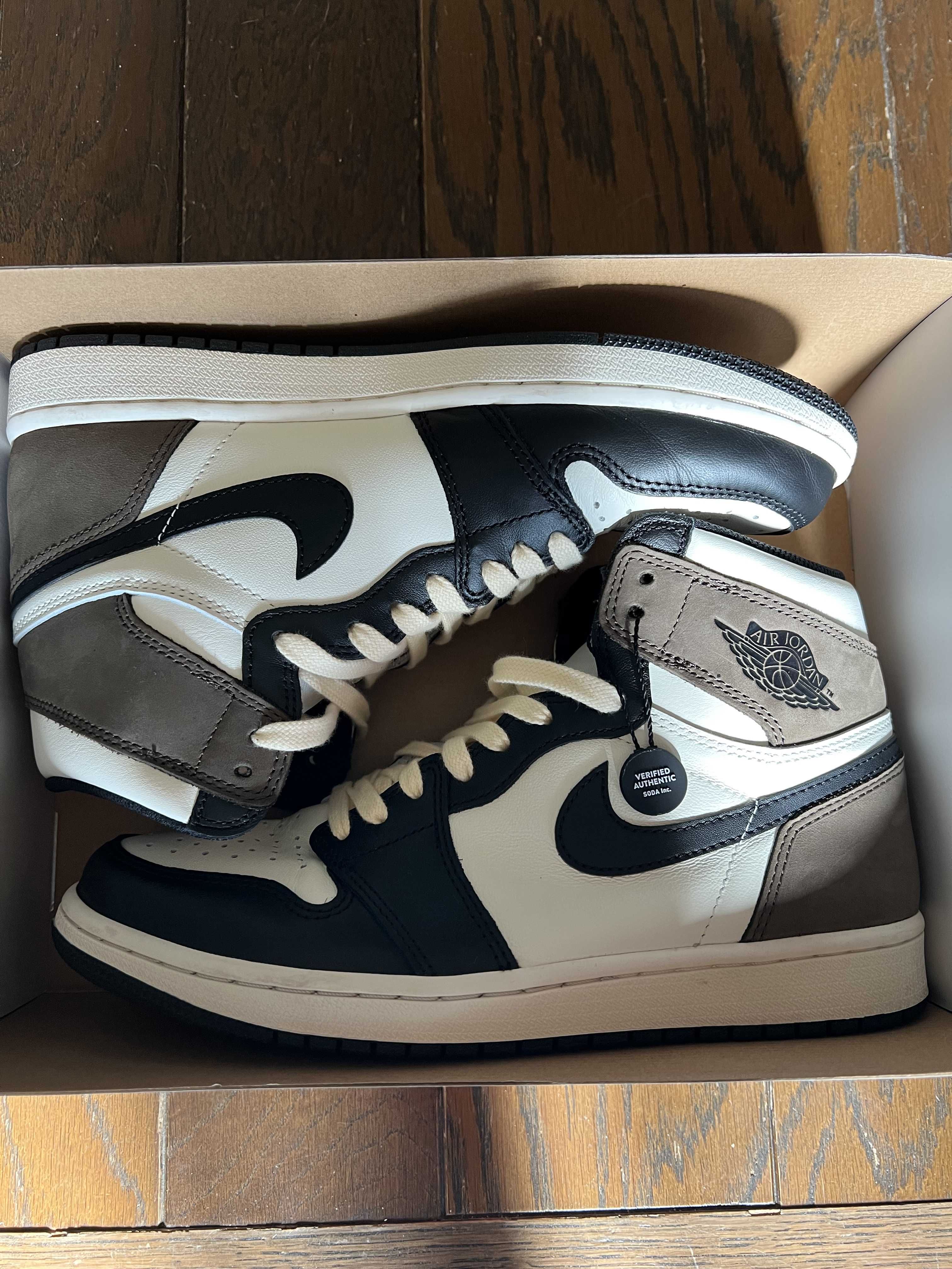 Nike Air Jordan 1 High OG "Sail/Dark Mocha/Black"