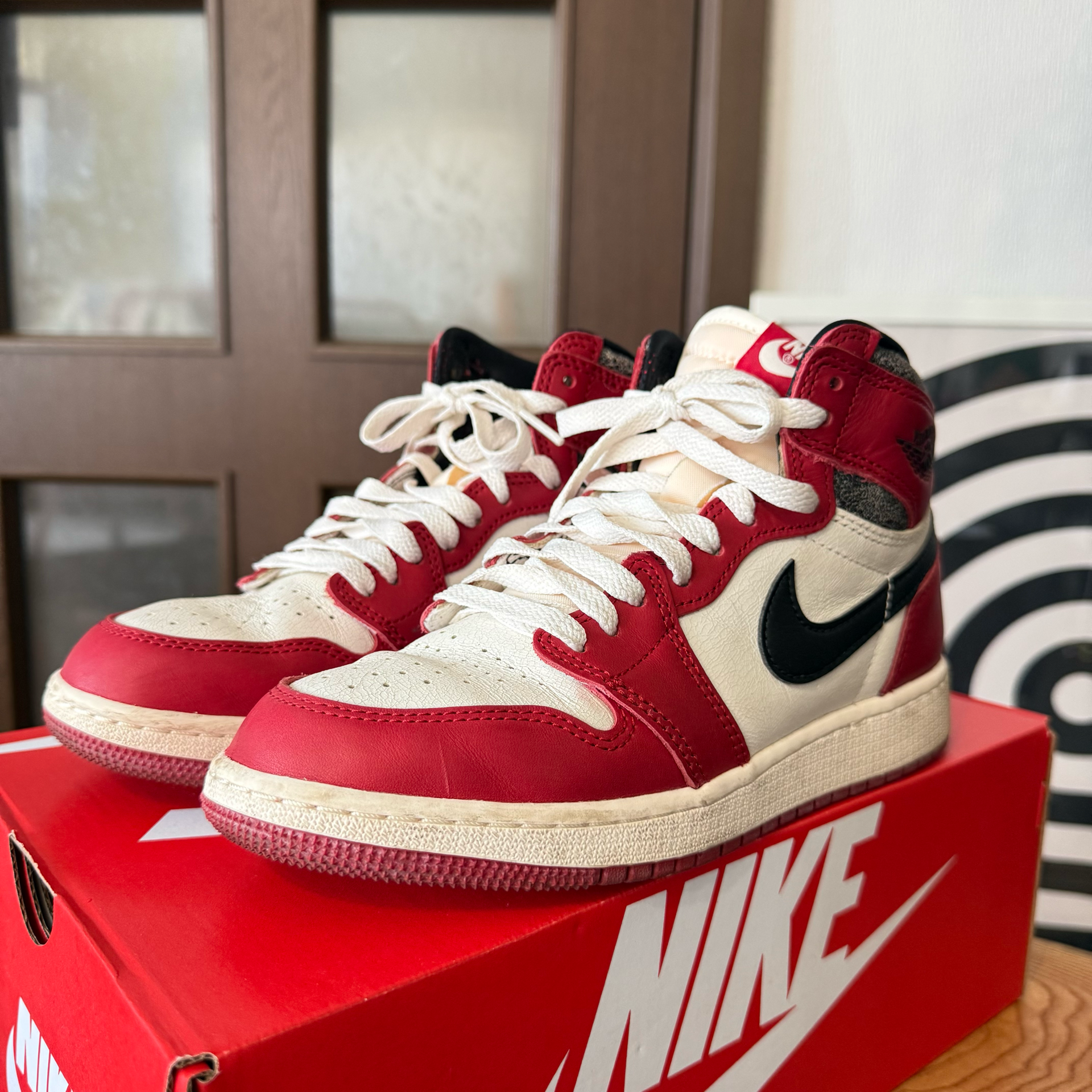Nike Air Jordan 1 High OG "Lost & Found/Chicago"