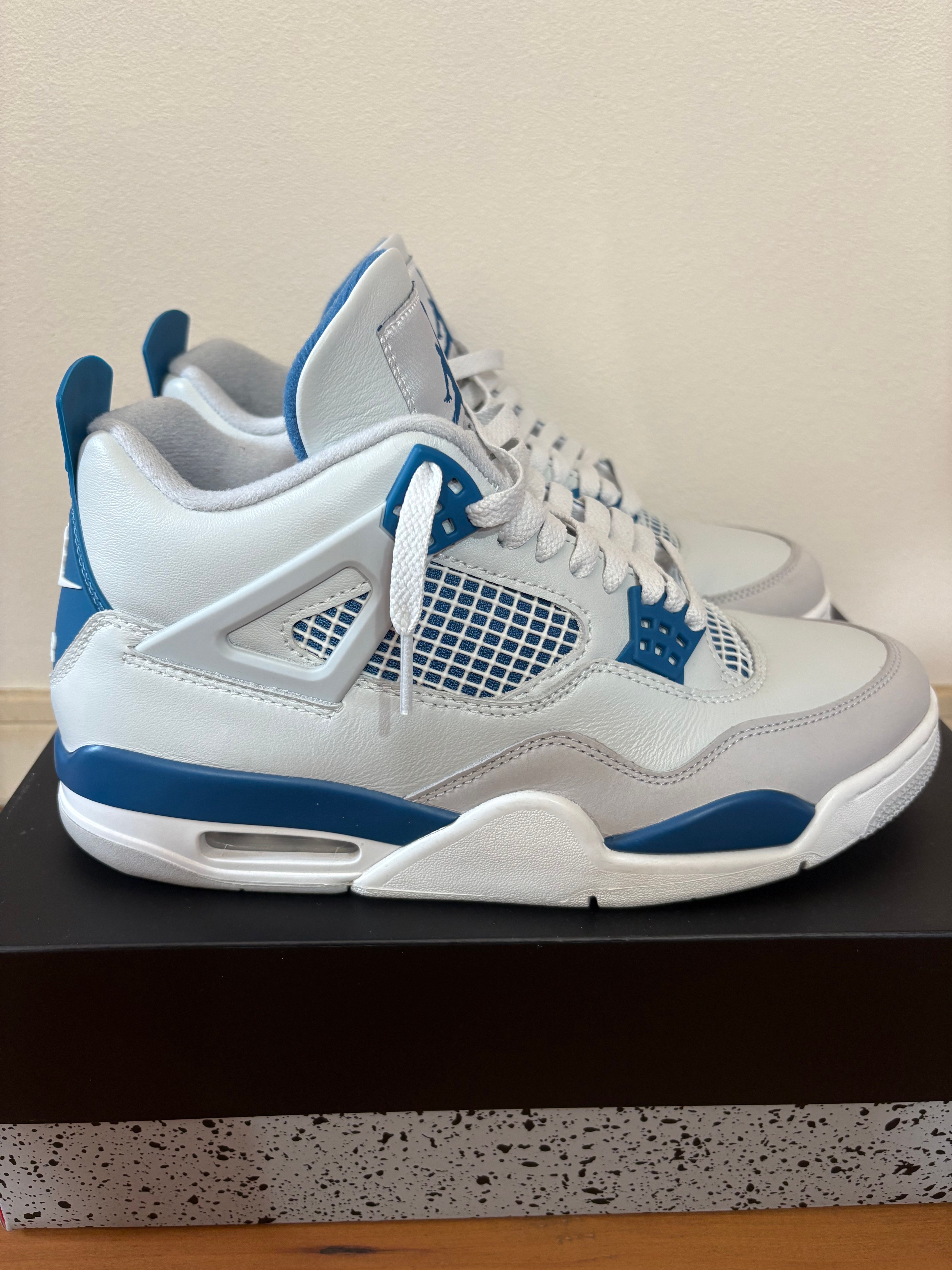 Nike Air Jordan 4 Retro "Industrial Blue"