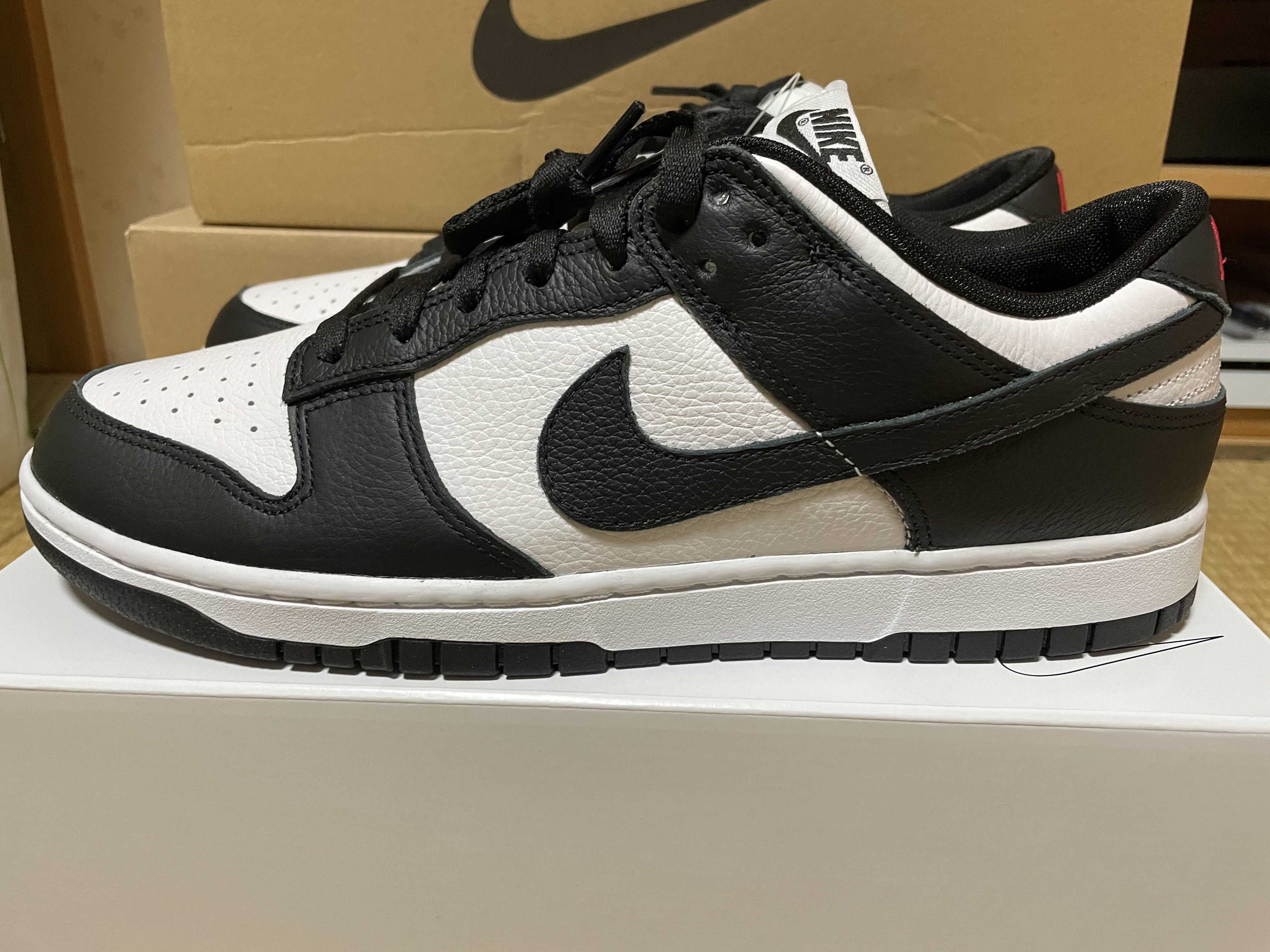 Nike Dunk Low Retro "Panda/White/Black"