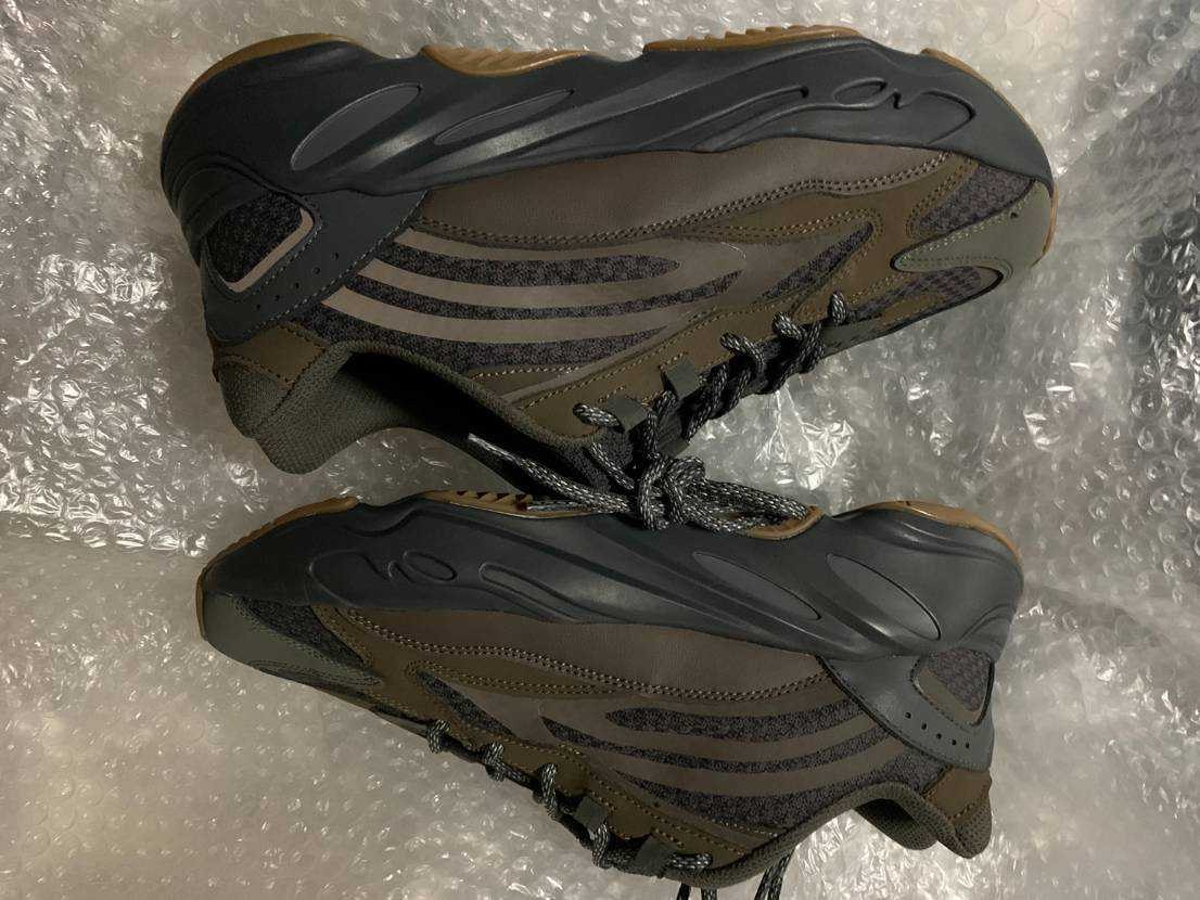 ADIDAS ORIGINALS YEEZY BOOST 700 V2 "GEODE"
