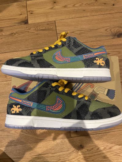 Nike Dunk Low "Siempre Familia"