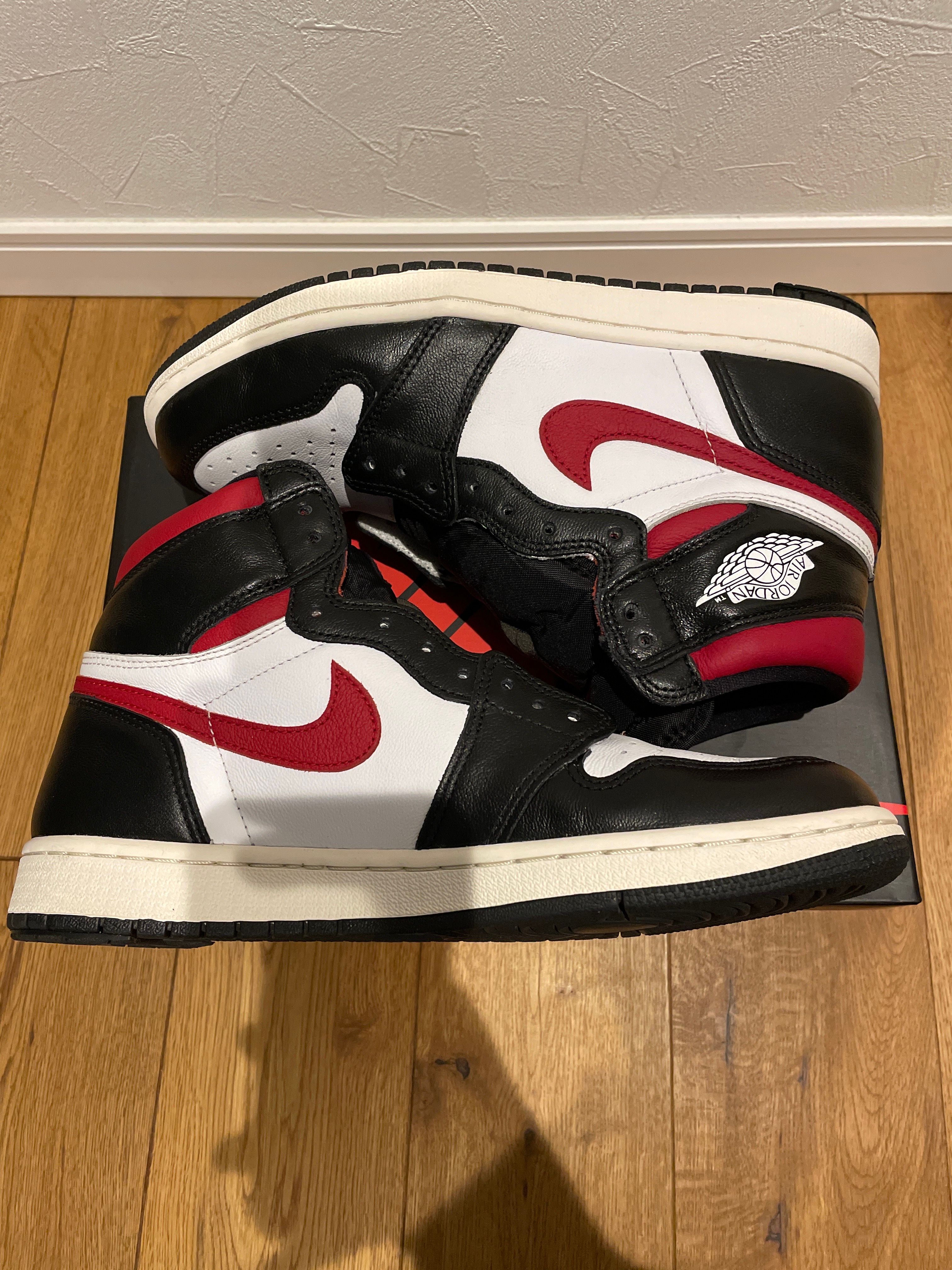 Nike Air Jordan 1 Retro High "Black/White/Sail/Gym Red"