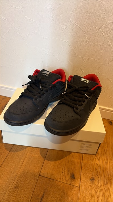 Supreme × Nike SB Dunk Low "Black" (25FW Week2)