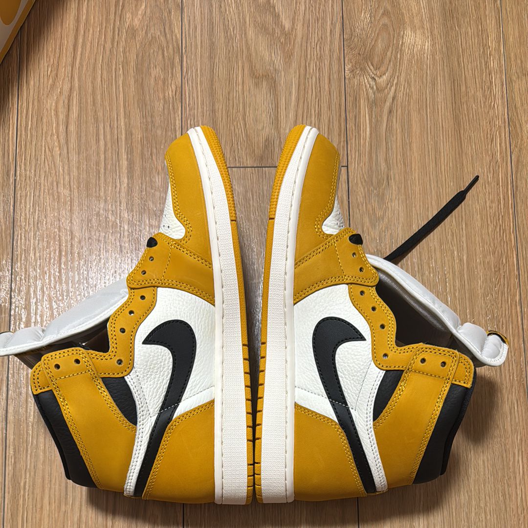 Nike Air Jordan 1 Retro High OG "Yellow Ochre"