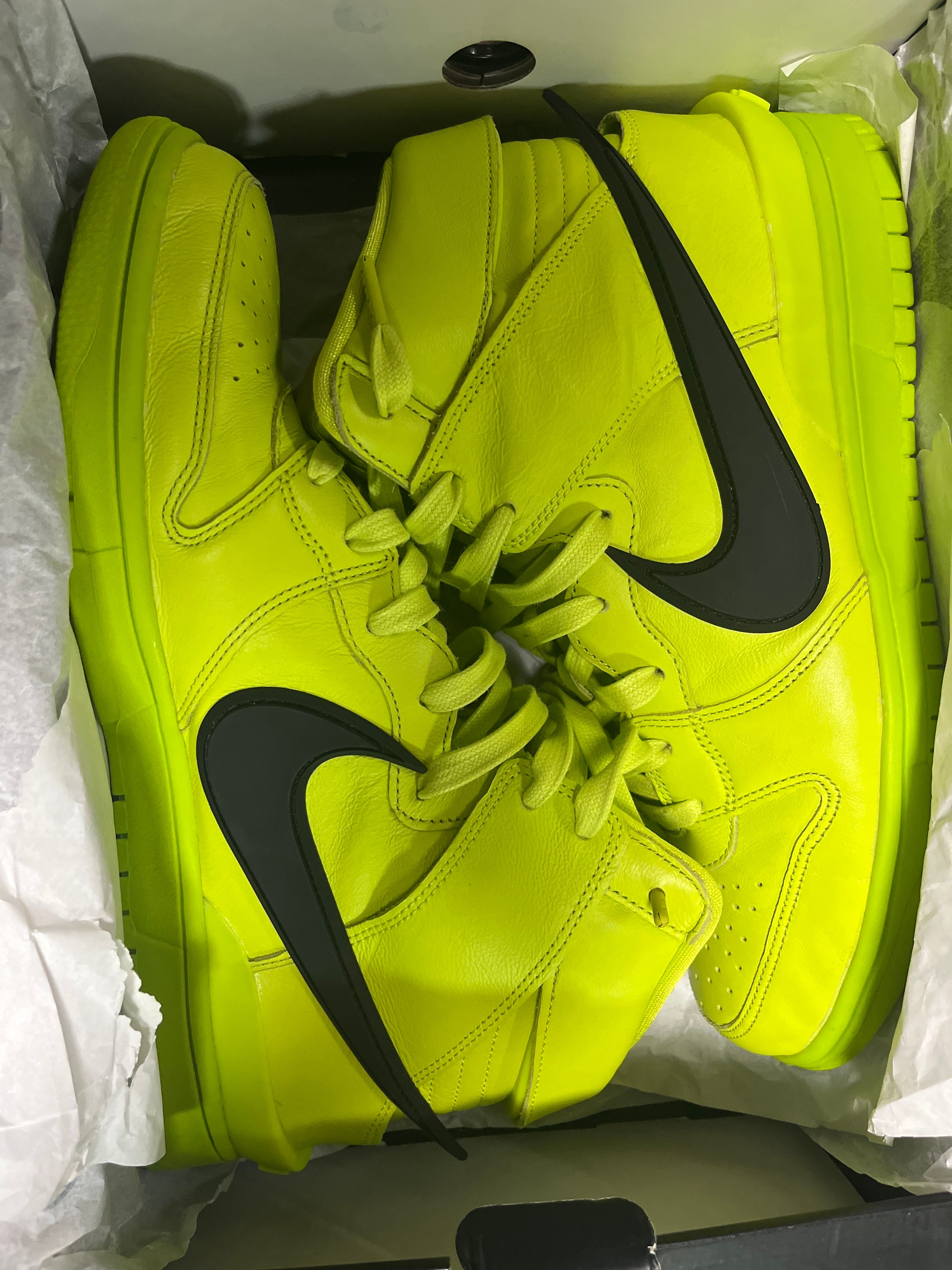AMBUSH × NIKE DUNK HIGH "FLASH LIME"