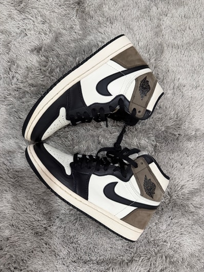 Nike Air Jordan 1 High OG "Sail/Dark Mocha/Black"