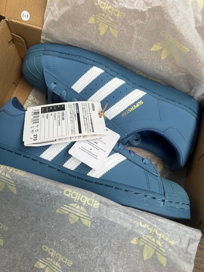 King Gnu Daiki Tsuneta × atmos × adidas Superstar "Blue"