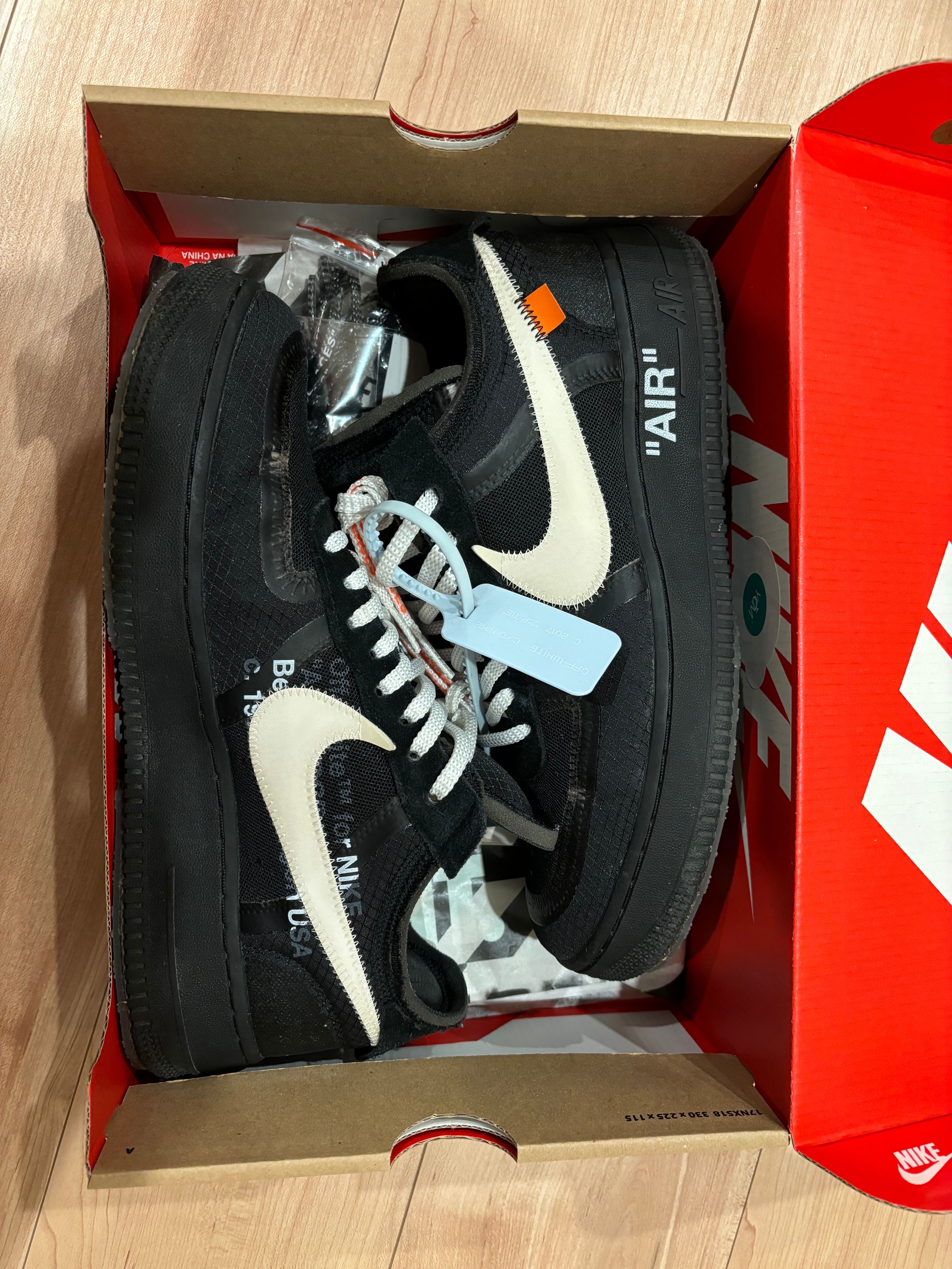 Off-White × Nike Air Force 1 Low "Black"