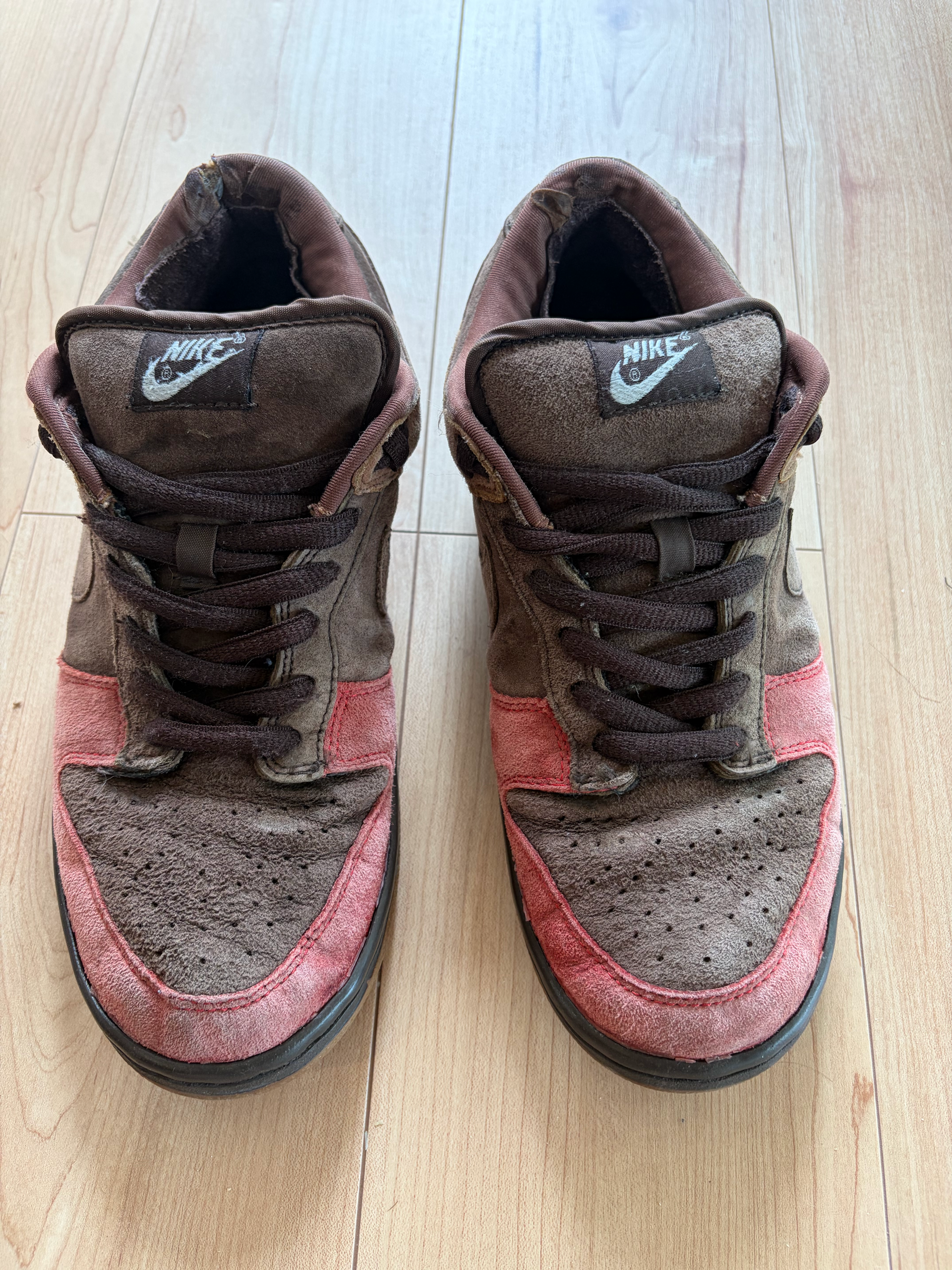 Nike SB Dunk Low "Bison"