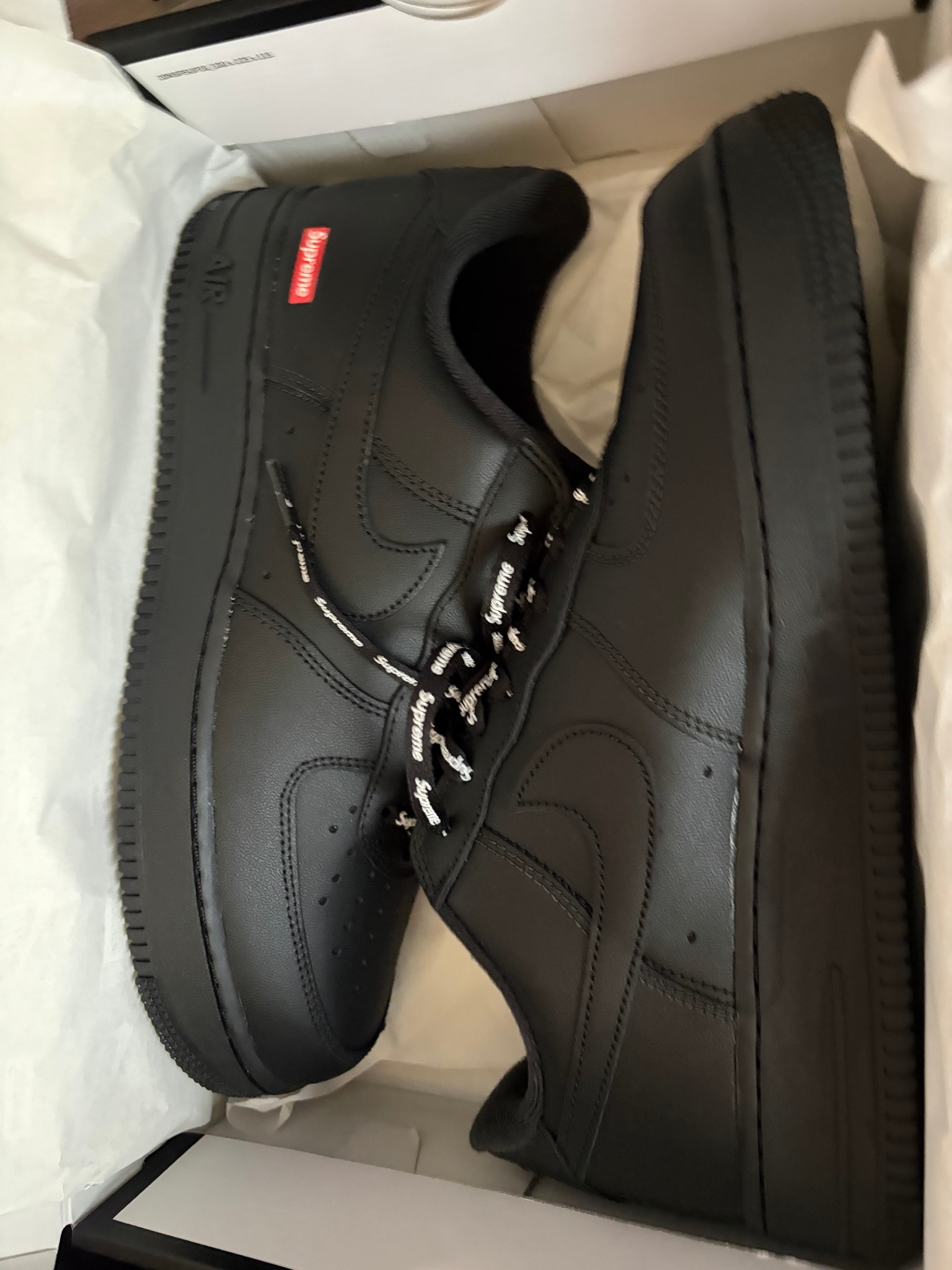 Supreme × Nike Air Force 1 Low "Black"