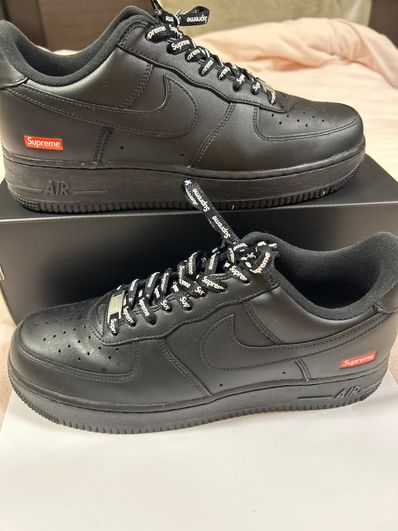 Supreme × Nike Air Force 1 Low "Black"