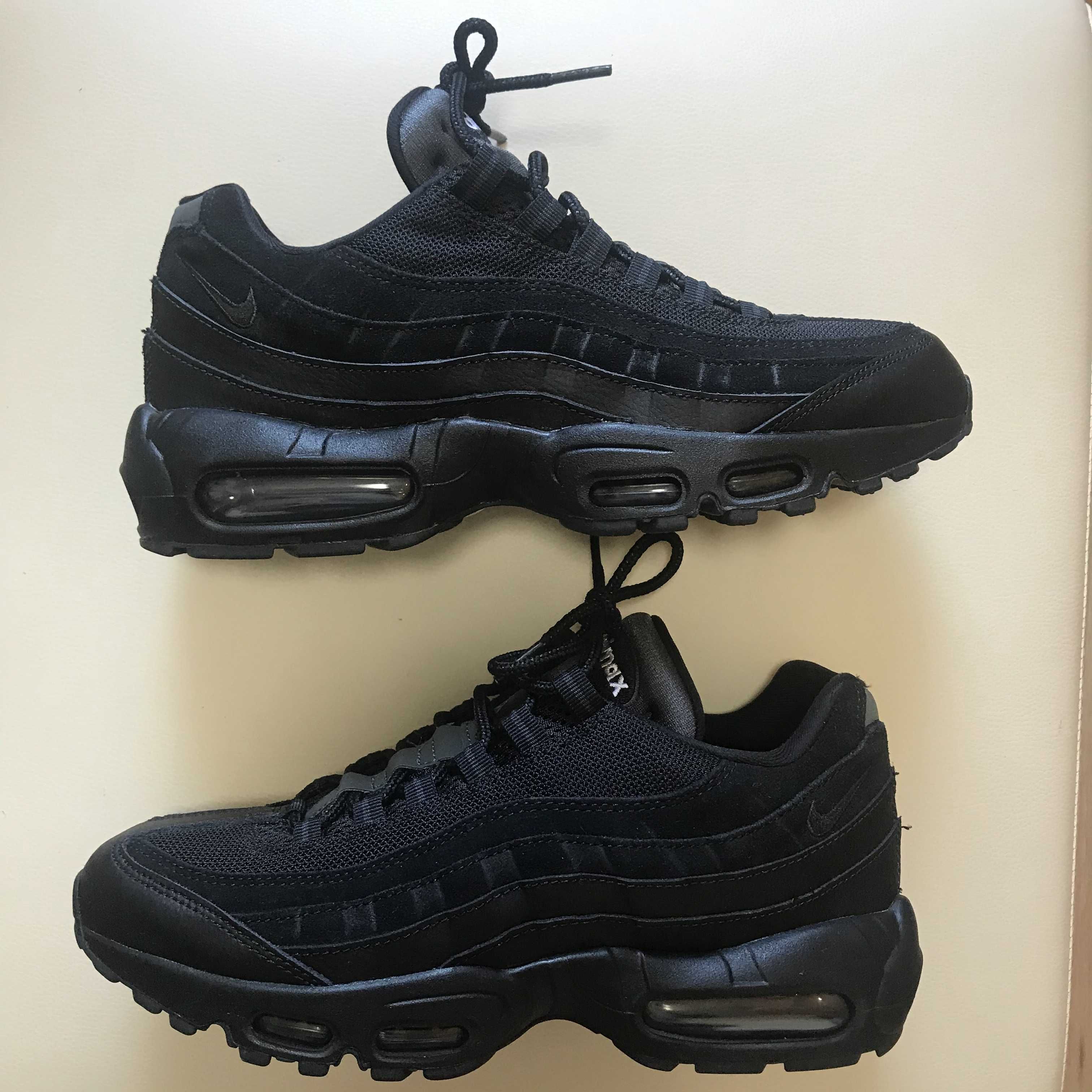 Nike Air Max 95 Essential "Triple Black" (2019)