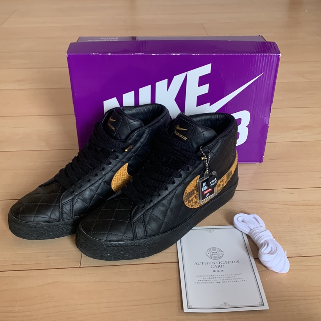 Supreme × Nike SB Blazer Mid "Black"