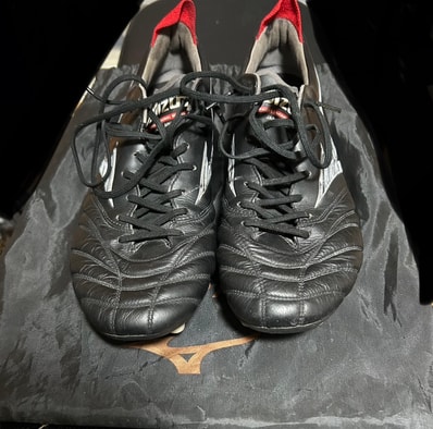 Mizuno Morelia Neo 3 Japan "Black/White"