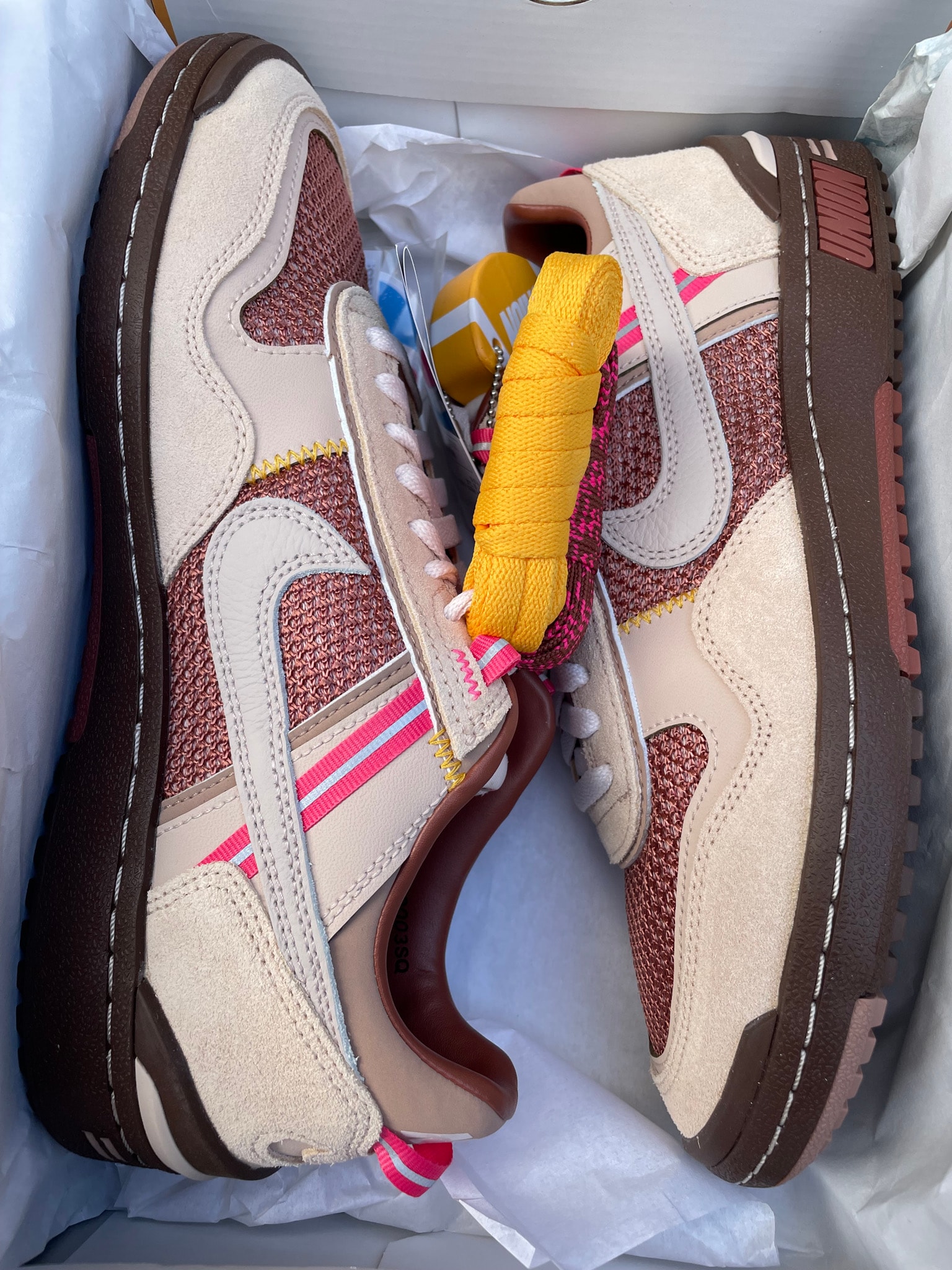 UNION × Nike Field General SP "Guava"