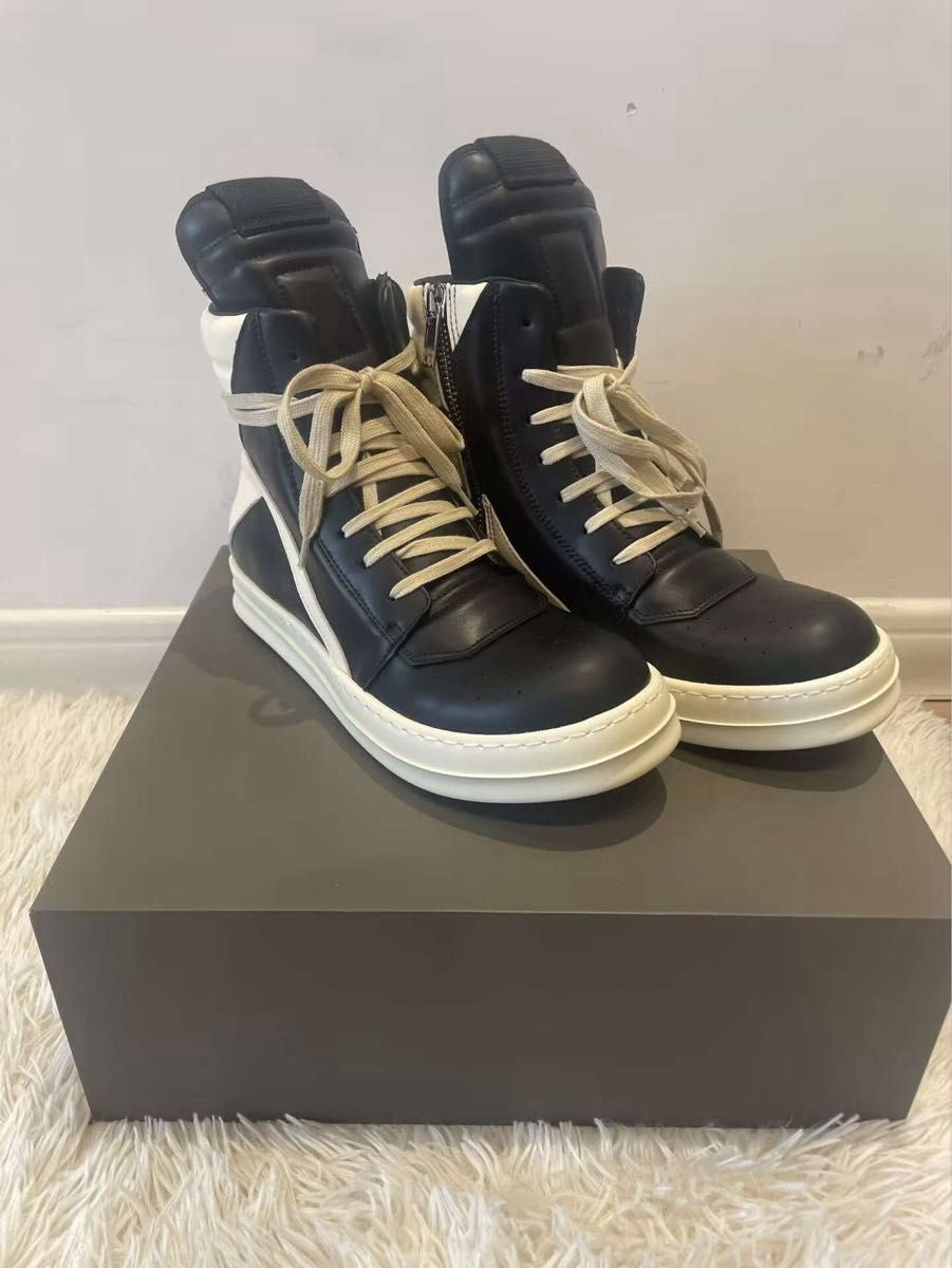 Rick Owens FW26 Tower Geobasket Full Grain Calf Leather "Black/Milk"