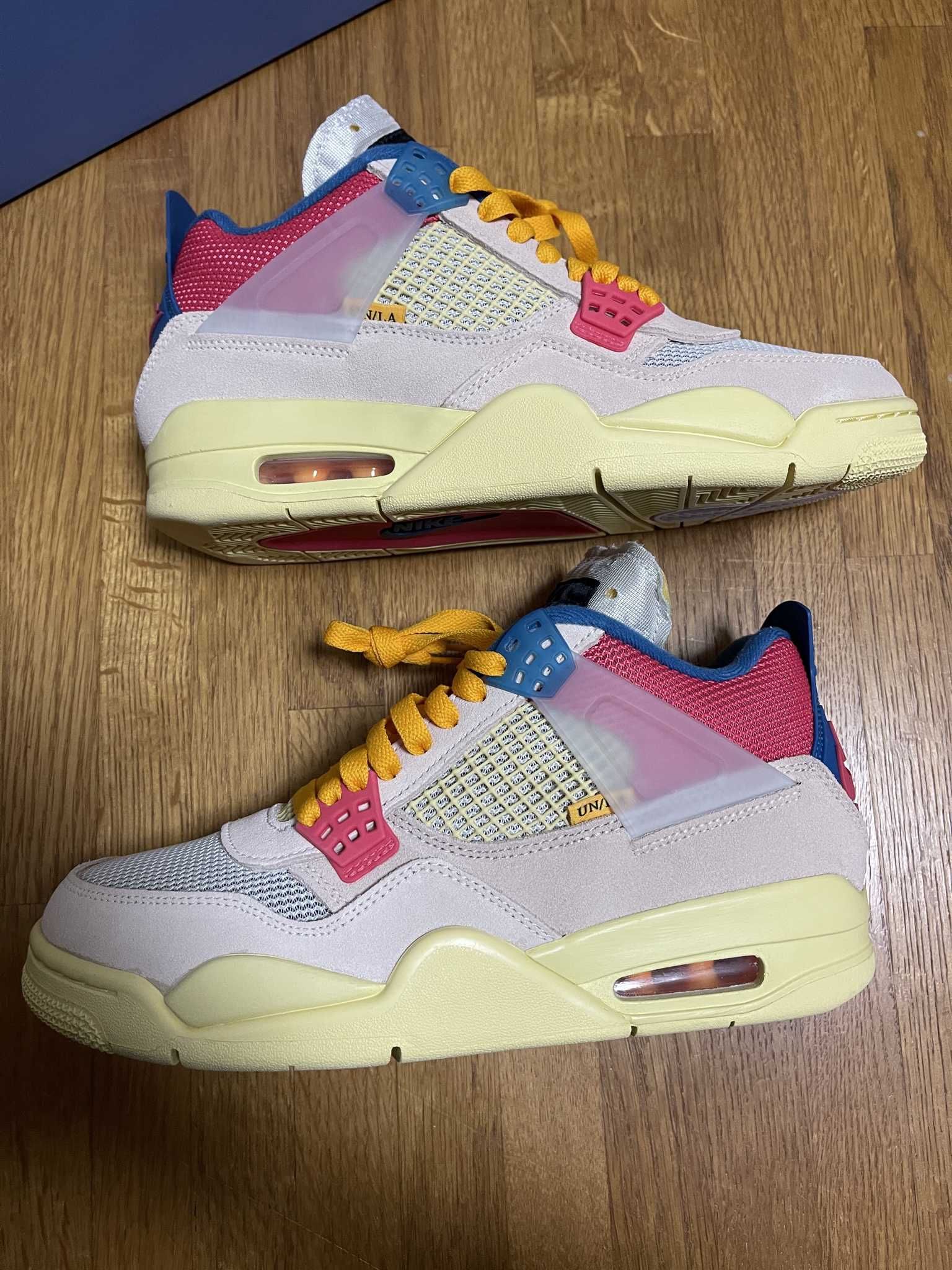 UNION × Nike Air Jordan 4 SP "Guava Ice/Light Fusion Red"