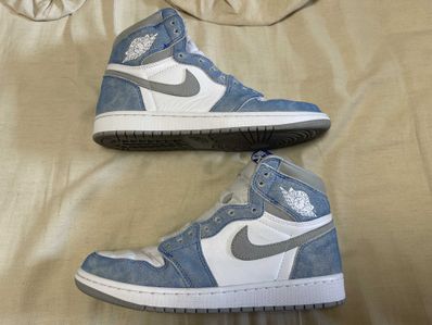 Nike Air Jordan 1 High OG "Hyper Royal"