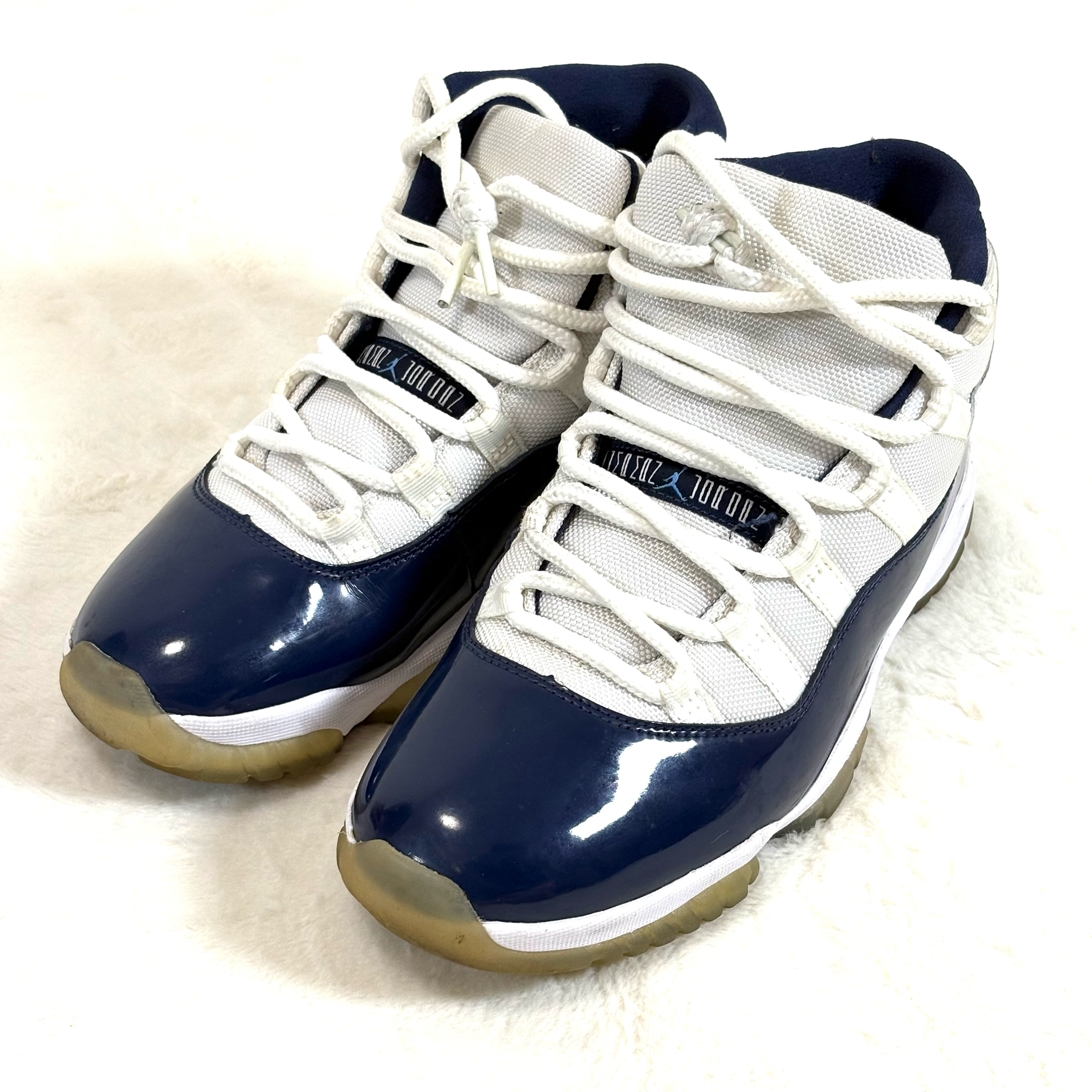 Nike Air Jordan 11 Retro "UNC Win Like 82"
