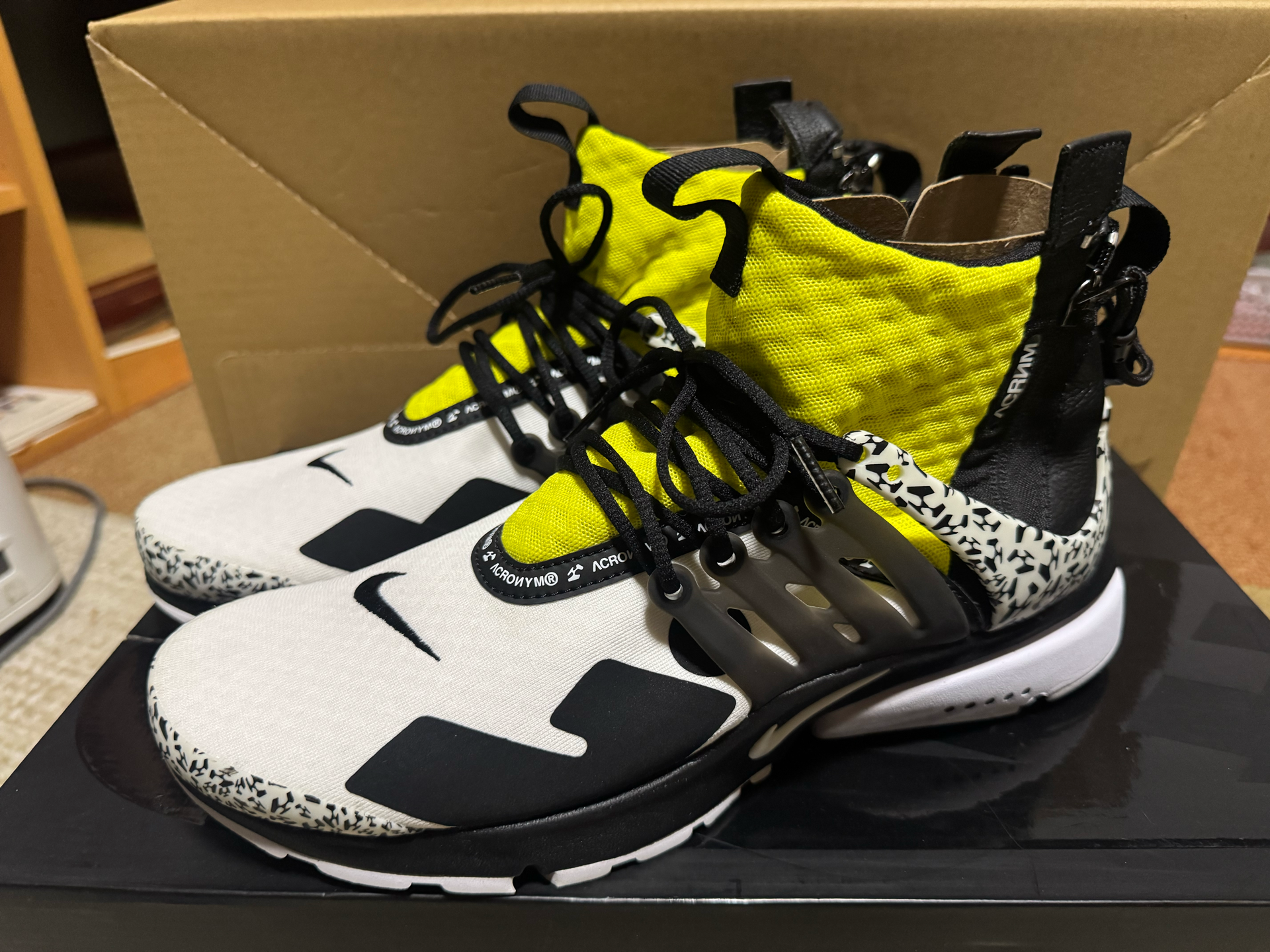 ACRONYM × Nike Air Presto Mid "White/Black/Dynamic Yellow"