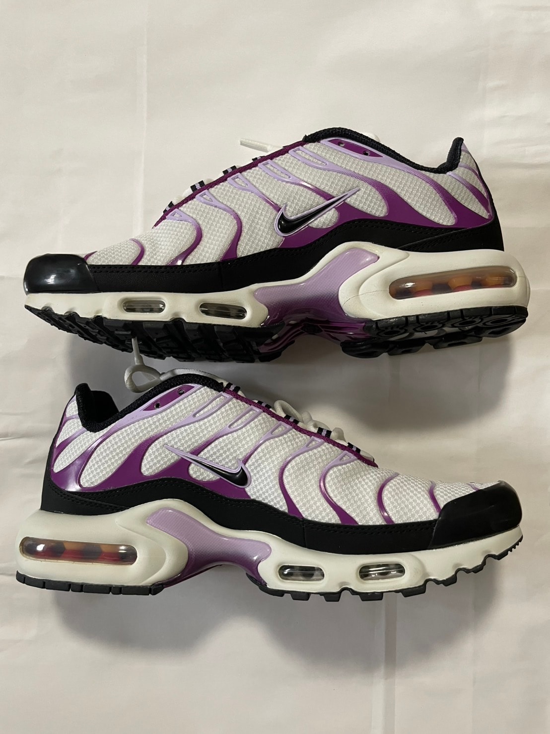 Nike Air Max Plus "Black/Purple/White"