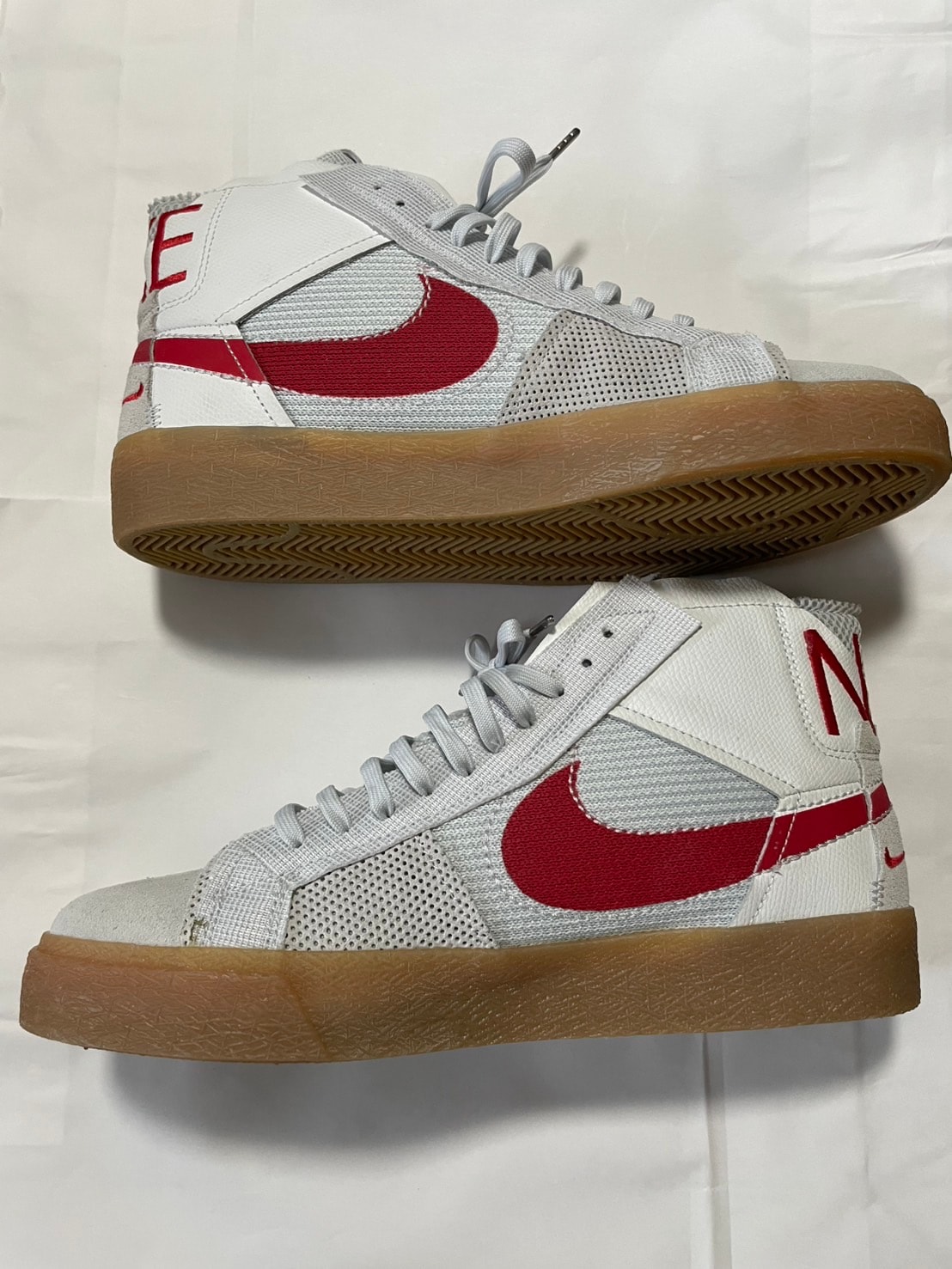 Nike SB Zoom Blazer Mid PRM "Summit White/Pure Platinum/University Red"