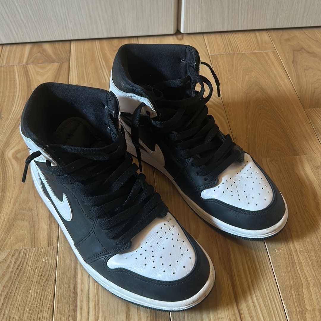 Nike Air Jordan 1 Retro High OG "Black/White"