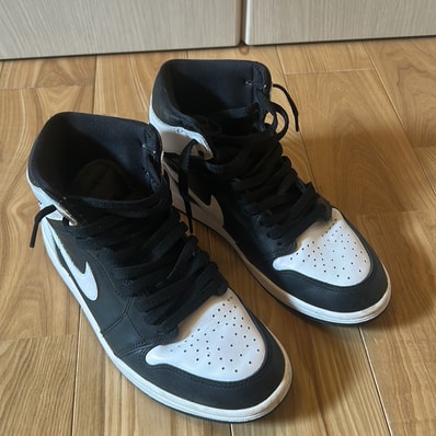 Nike Air Jordan 1 Retro High OG "Black/White"