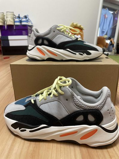adidas YEEZY Boost 700 "Wave Runner"