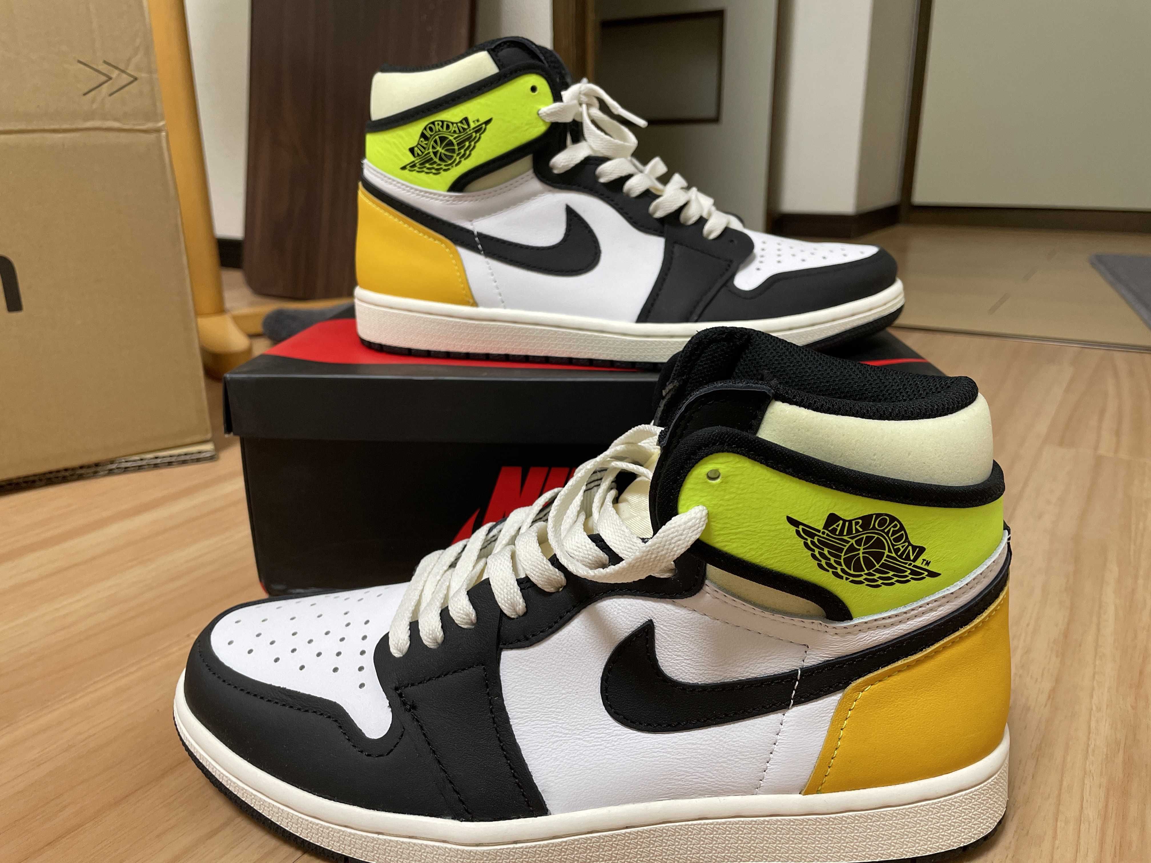 Nike Air Jordan 1 High OG "Volt Gold"
